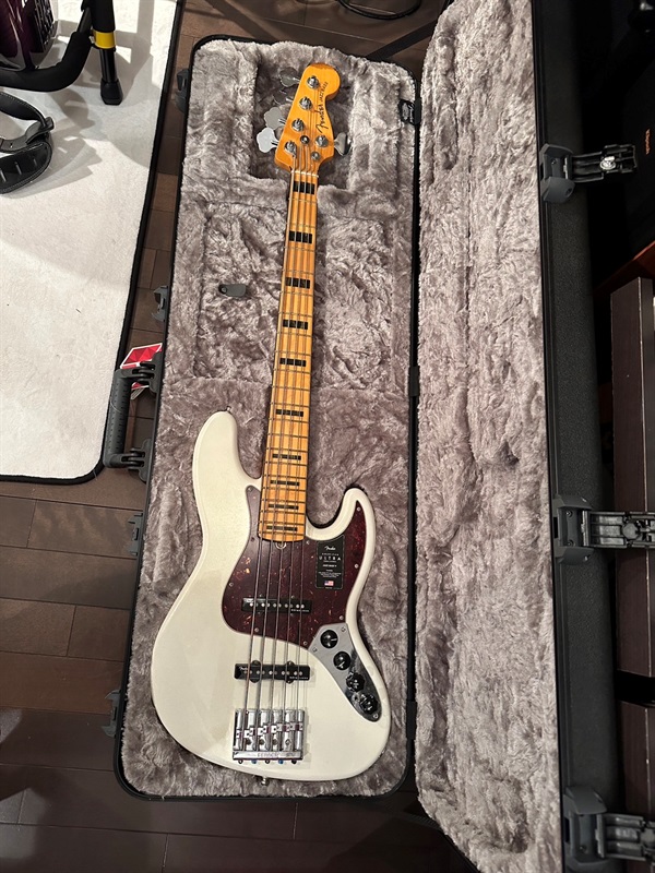 Fender USA American Ultra JAZZ BASS V MN APLの画像